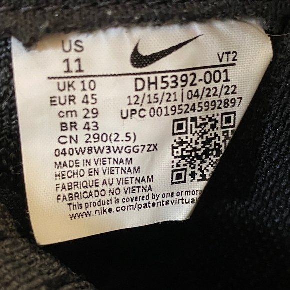 Nike React Infinity Flyknit 3 Black and White Size 11 main image 4